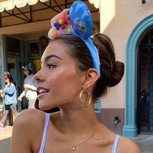 LUV AJ AMALFI TUBE HOOPS- GOLD